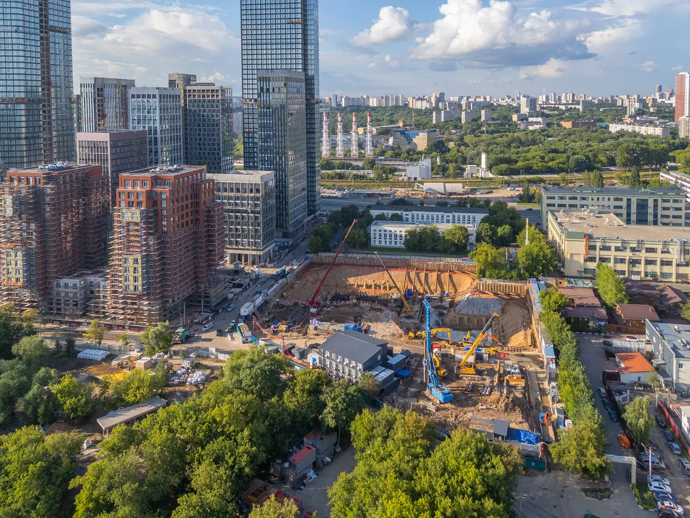 Ход строительства ЖК Сити Бэй (City Bay), июль 2026 — кадр 5 из 9