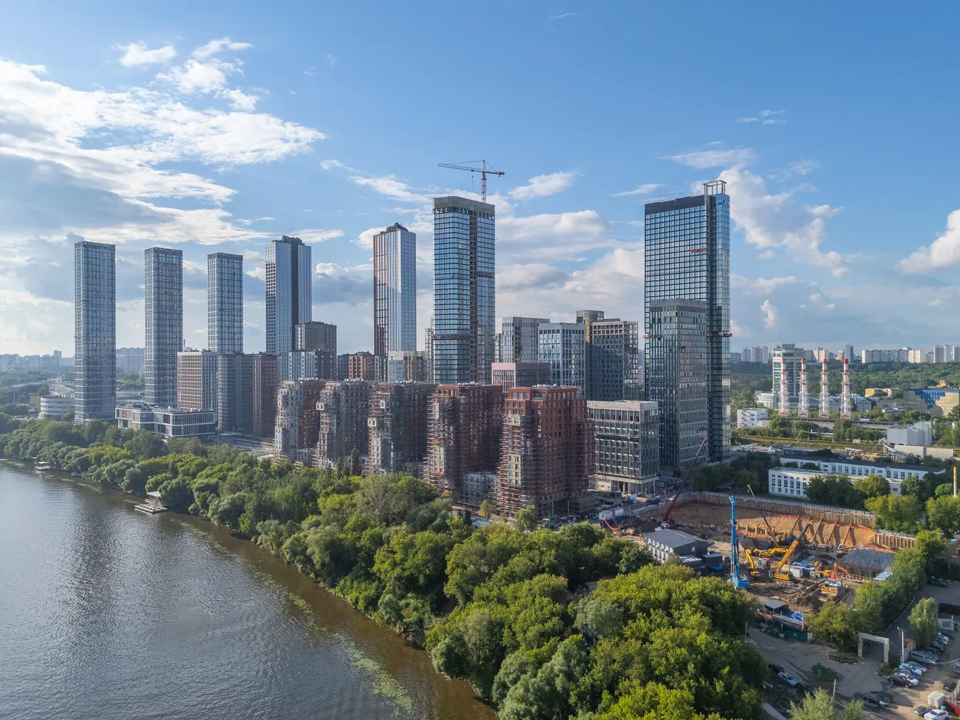 Ход строительства ЖК Сити Бэй (City Bay), июль 2026 — кадр 7 из 9