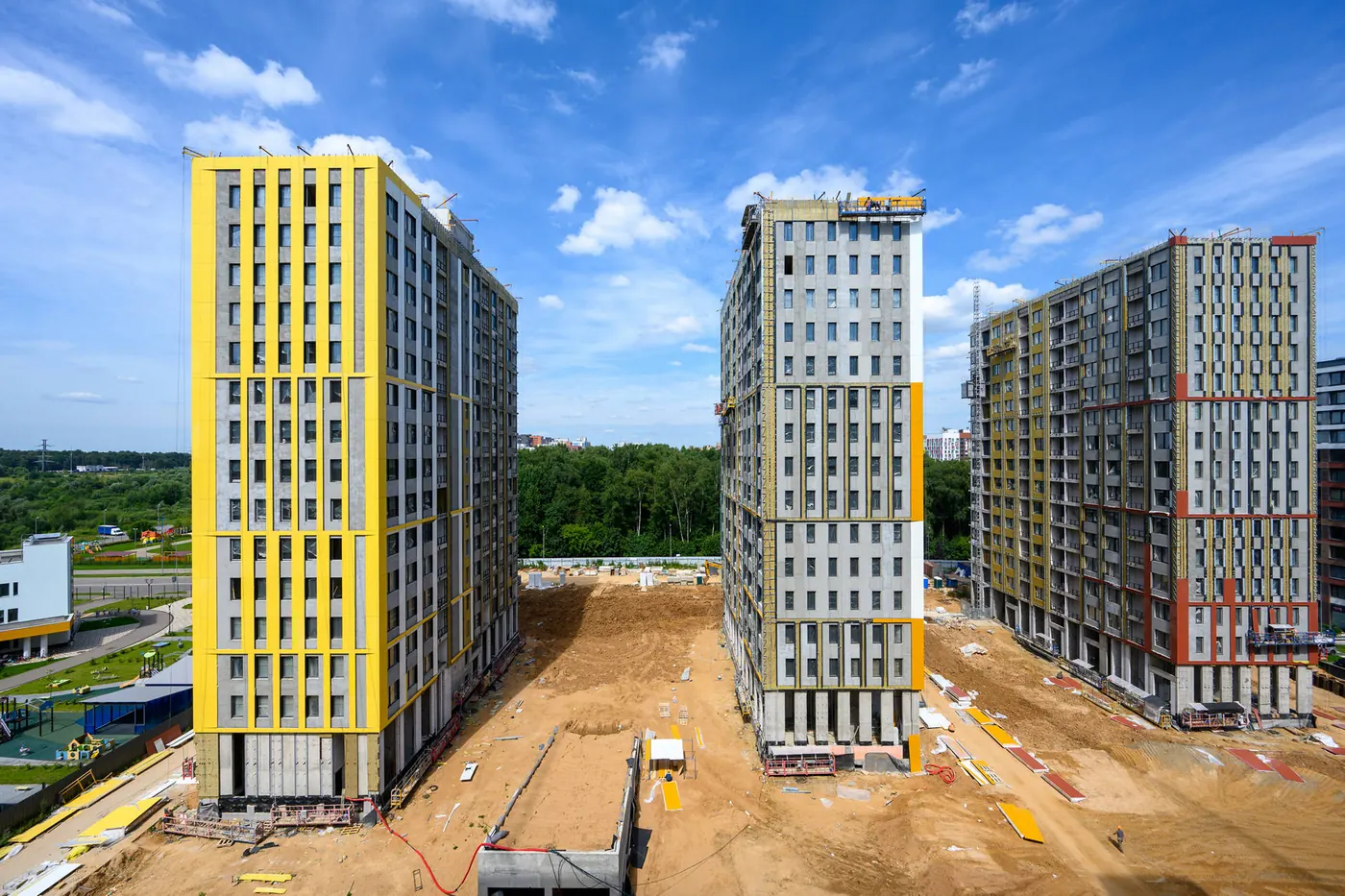 Ход строительства ЖК Левел Лесной (Level Лесной), июль 2026 — кадр 1 из 9