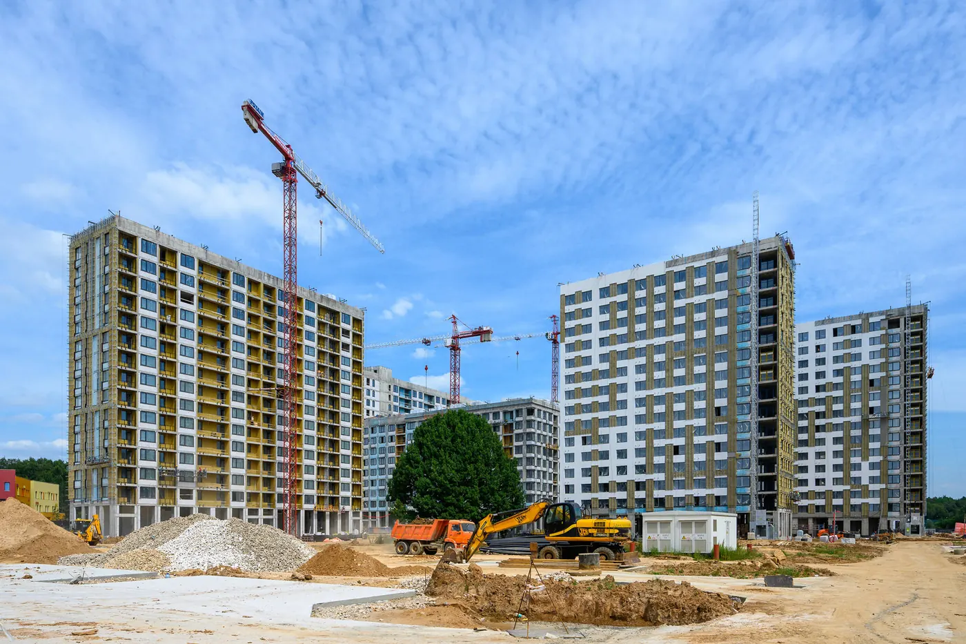 Ход строительства ЖК Левел Лесной (Level Лесной), июль 2026 — кадр 4 из 9