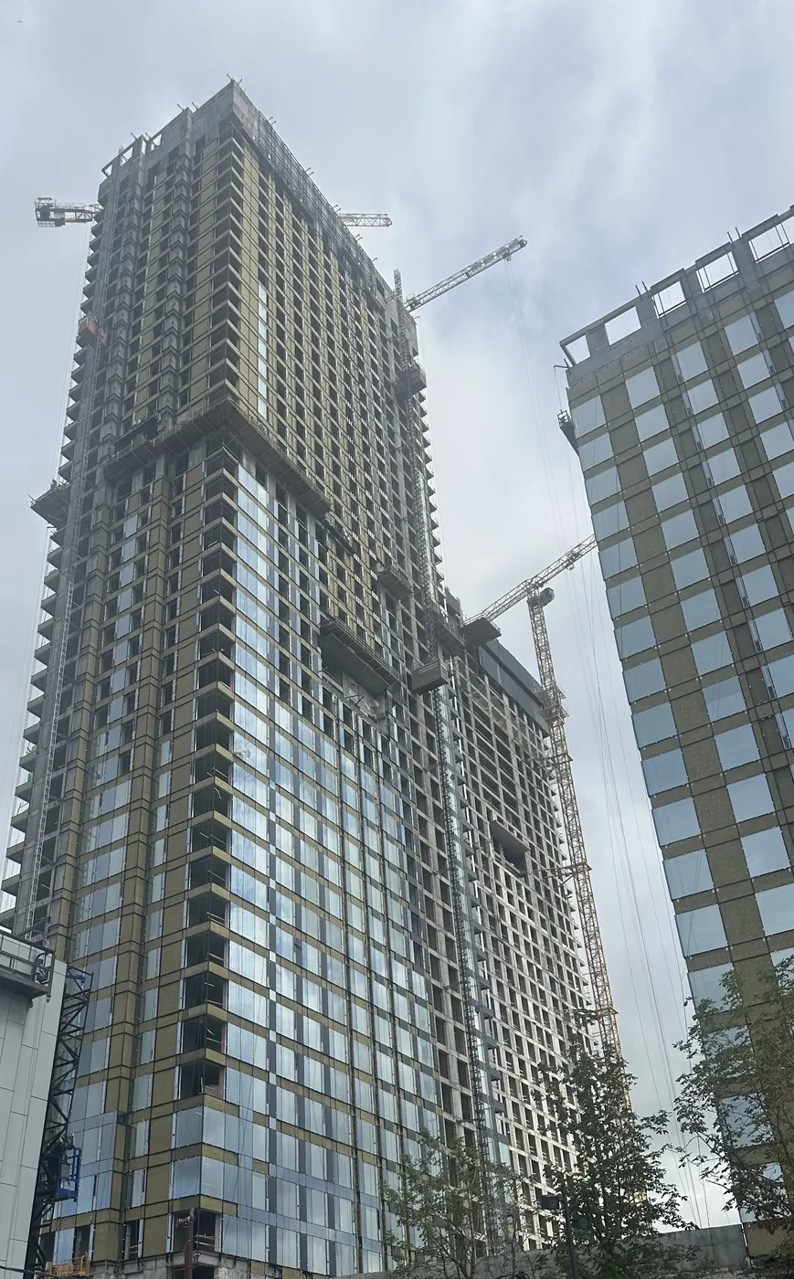 Ход строительства ЖК Апсайд Тауэрс (Upside Towers), июль 2026 — кадр 1 из 8