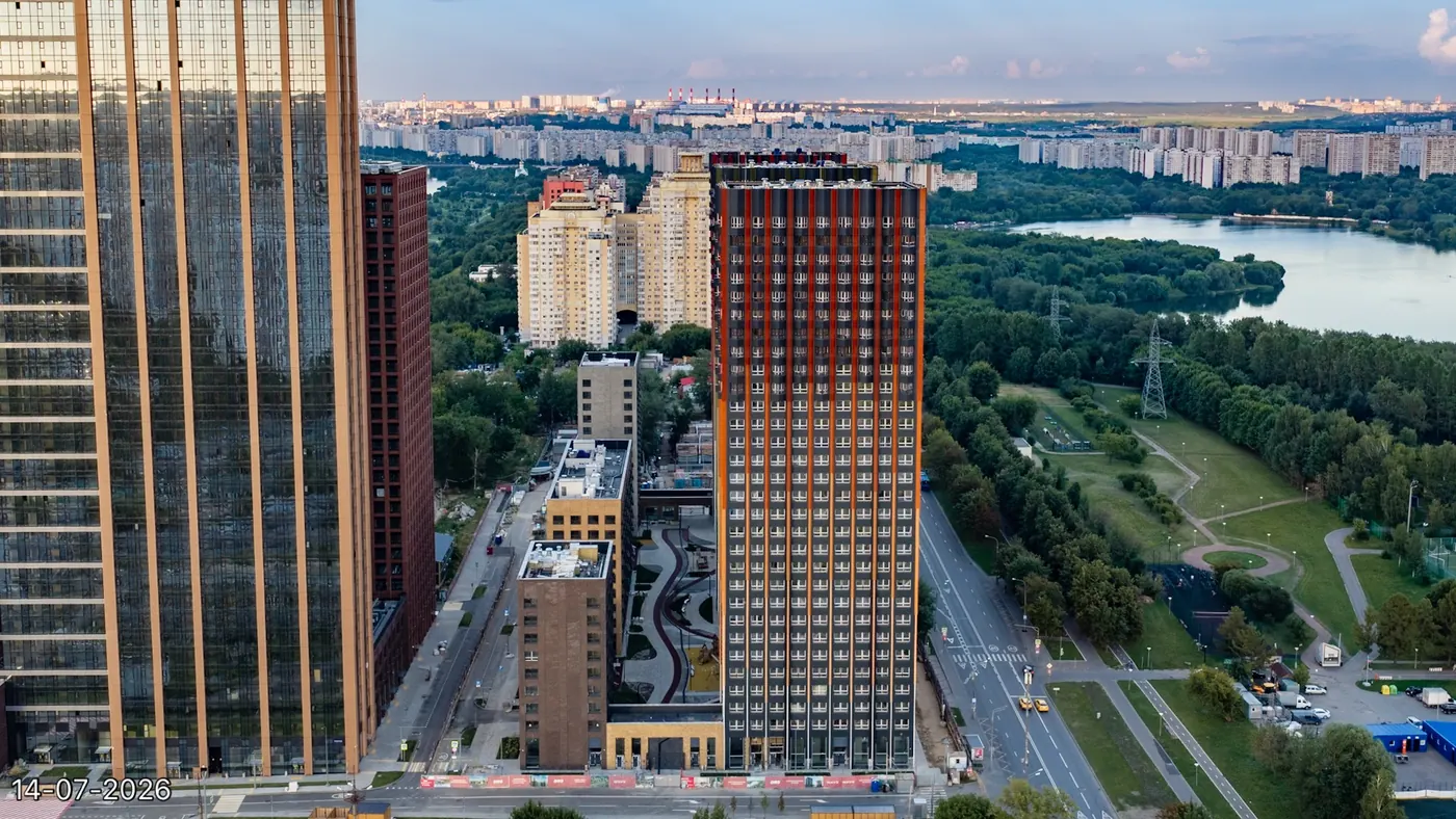Ход строительства ЖК Вейв (ВЕЙВ), июль 2026 — кадр 3 из 9